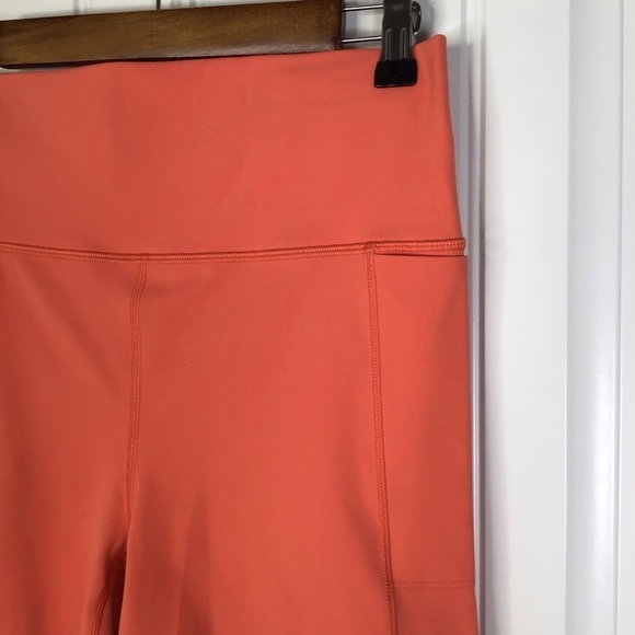 Vuori Studio Pocket Short in Grapefruit. - Picture 3 of 4